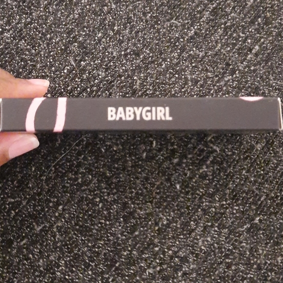 2/$23 Glamnetic False Eyelashes - Picture 7 of 8